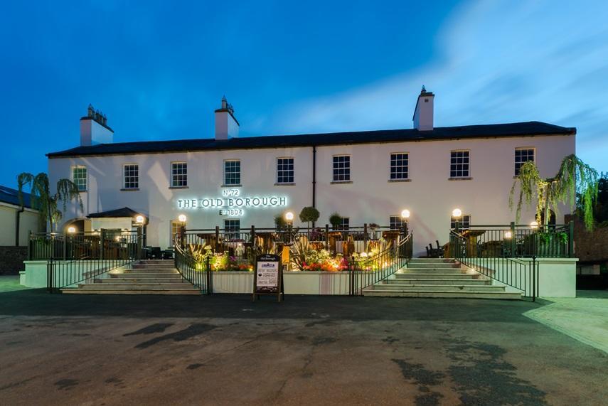 The Old Borough Hotel - Wetherspoon Сордс Екстер'єр фото